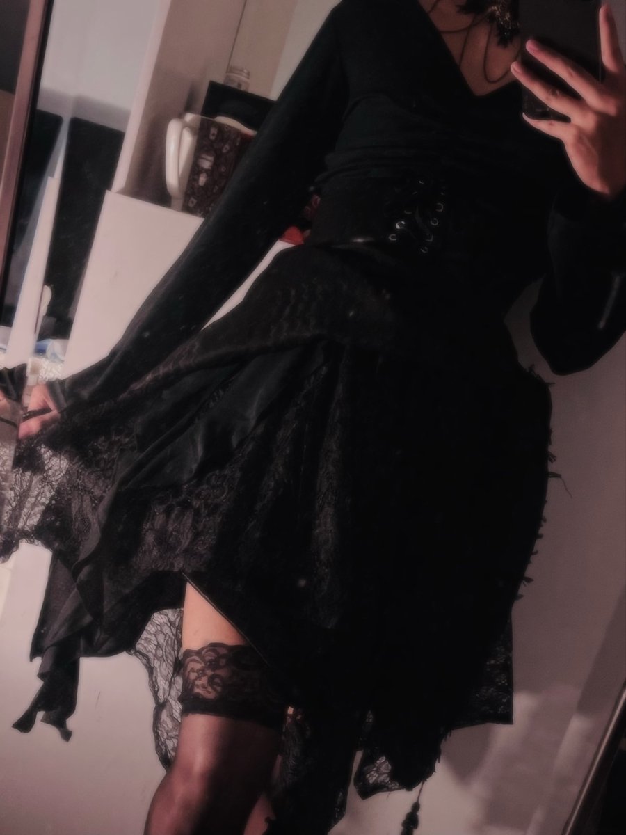 fmbswmtng's tweet photo. sesekali pake yg cantik2 ya kan๐
#crossdress #cderindo #cder https://t.co/CbszAIibYk