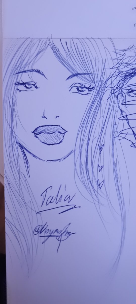 Koryinlove's tweet photo. Quick talia sketch before I shit myself infront of my whole family. 
#taliaalghul #batmanday https://t.co/W6mjqVTvYa
