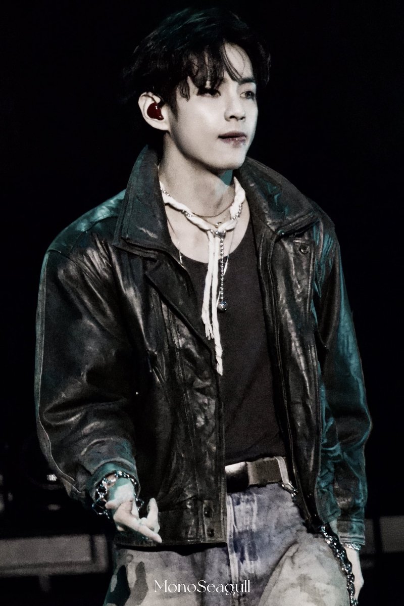 kthjjg's tweet photo. his visuals are simply insane. oh my god. https://t.co/dUKkq46o00