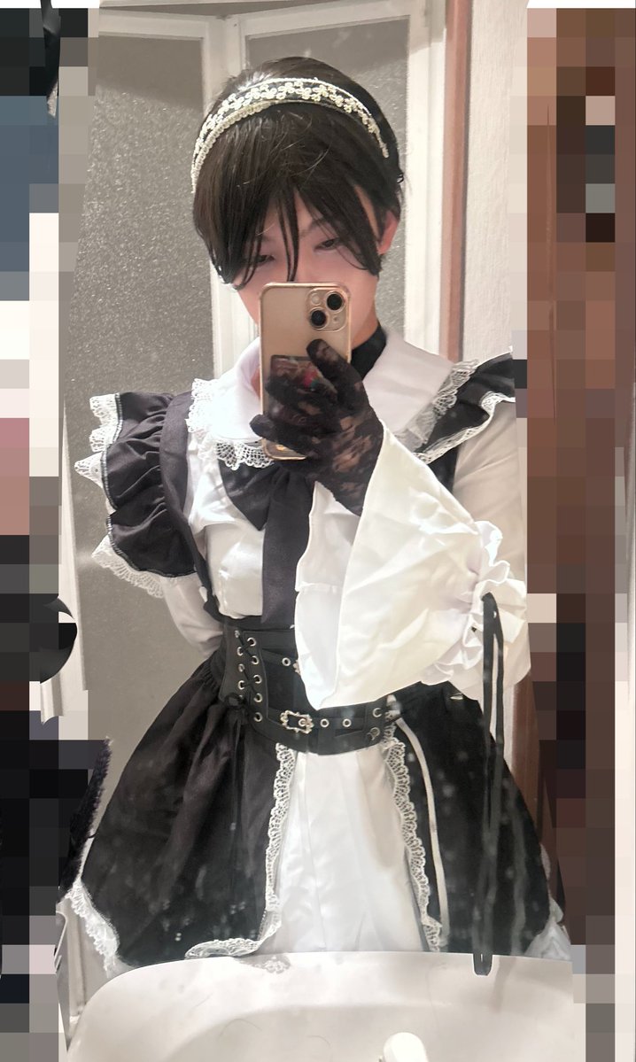 giahazad's tweet photo. 男の娘メイド(鏡汚い)
 #男の娘 #おとこの娘 https://t.co/3hEyHFV2KB