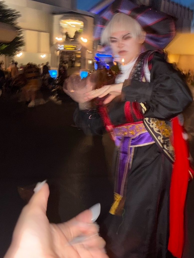 denpyu_shi's tweet photo. ゴミフォト⚠️
嘆かわしすぎて夢フォト断固拒絶🔔と推し活を覚えた🔔とダークファイヤー中炎が燃え広がるのを待ってる🔔 https://t.co/zBmO3Dm3WT