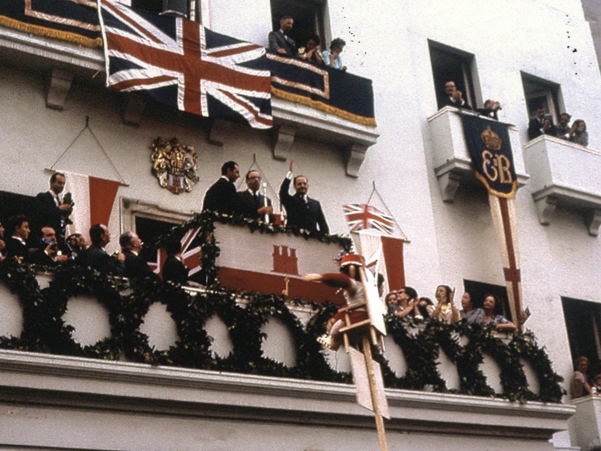 GibraltarGov's tweet photo. On 19 September 1963 Joshua Hassan and Peter Isola left for New York.

They went to put Gibraltar's case to the UN Committee of 24. It was the first time Gibraltarians spoke for Gibraltar on an international stage.

They came back to crowds in John Mackintosh Square. https://t.co/HnHGaYIeCW