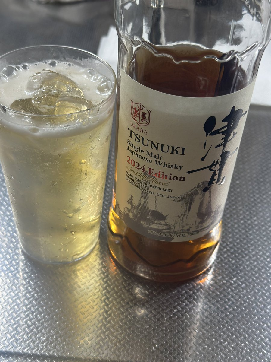 9lancer's tweet photo. 今日は実家で津貫2024をいただきます♪
久々に飲みましたが甘さが前回にでる美味しいハイボールですね♪ https://t.co/o82jMHTWXX