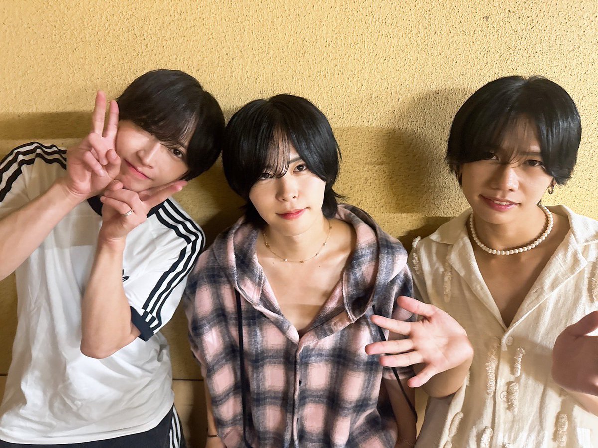 iPASS__official's tweet photo. BOYS BANQUET
ご来場いただきありがとうございました❕

シルバーウィークもiPASSと沢山
思い出つくっていきましょう🍂

季節の変わり目ですので
体調にはお気をつけください❕

✦┈┈┈┈┈┈┈┈┈┈┈┈┈┈┈✦

次のiPASSは、、

20日(日)
📍アスナル金山
🎤①12:00- / ②16:40-
🉐観覧無料🉐

21日(月)
📍新星堂アスナル金山店
🎤①13:25- / ②17:40-
🉐観覧無料🉐

ご来場お待ちしております❕