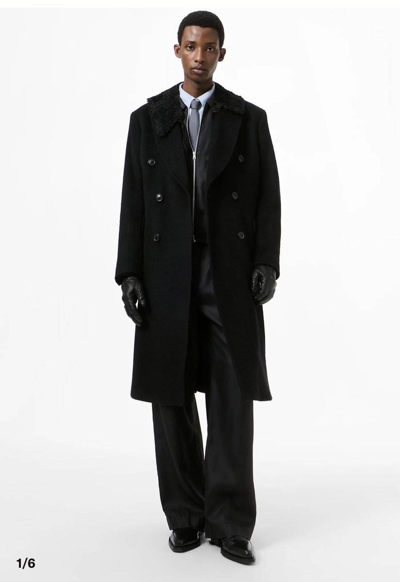 nember_official's tweet photo. 今日試着して思ったんですが、ourlegacyのWHALE COATってめっちゃ良くないですか？
つけ襟カスタムも良い。 https://t.co/PUToYVGswJ