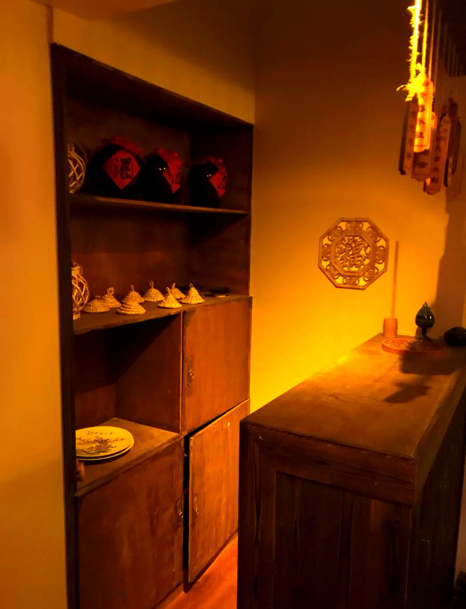 TabithaDetore's tweet photo. Escape room a la vieja escuela: pistas ocultas, llaves secretas y tiempo corriendo. Podrás escapar en 60 min Empieza ya! https://t.co/730JAxPCGB