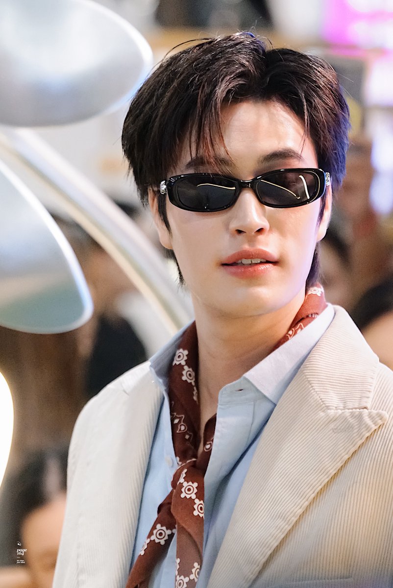 p_164pix's tweet photo. หล่อม้าก yㅡy พี่สาวแสนชอบบบลุคเมื่อวานนนนนนนนนนนนน 

GEMINI IN LENSKART POP UP

#TheFairyWithinxGEMINI 
#FairyCollectionbyLenskart
#Gemini_NT https://t.co/0njOULOTWh