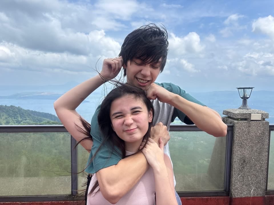 sinigangnisofia's tweet photo. Gets ko talaga yung mga nagmamaoy sa inyo ehh, parang magjowa naman kase atake nyo mga behh wahahahahaha chars #sofiño #sofiapablo #iñigojose https://t.co/WG3ccgcpv3