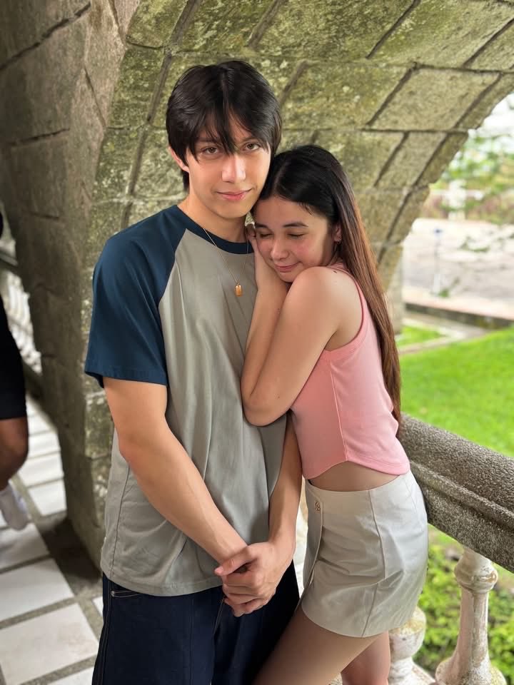 sinigangnisofia's tweet photo. Gets ko talaga yung mga nagmamaoy sa inyo ehh, parang magjowa naman kase atake nyo mga behh wahahahahaha chars #sofiño #sofiapablo #iñigojose https://t.co/WG3ccgcpv3