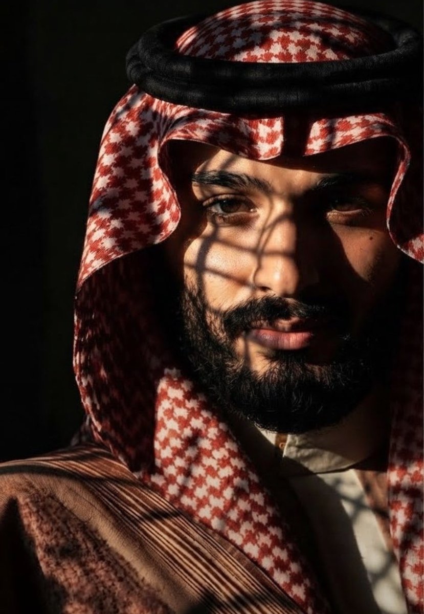 Y23rr1's tweet photo. تركي ولد بندر يسلم عليكم ..
ويقول أبشركم مجرد بدايات ..
حنا مجنن حرب تبت يديكم ..
واللّه لصبحكم (صباح الشريفات). https://t.co/ISSUXrnv7d