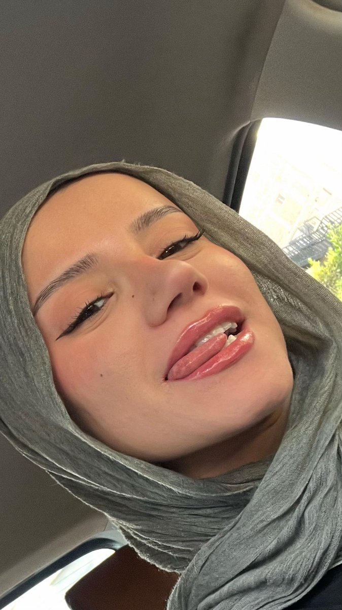 Goonerpiggy6's tweet photo. انا بقيت مرا بكس خلاص🎀🥵🐽 خرمي بقا كس مليان لبن من كتى التعشير والترزيع فيه 🔥🫦🥺 https://t.co/29lMovDjrQ