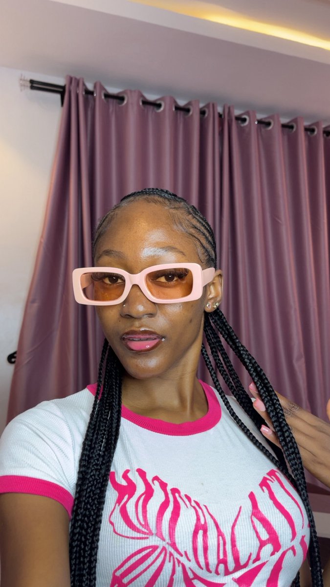 justagirl0_1's tweet photo. The face                        The brand 
@27thdotco https://t.co/vbCisS0tps