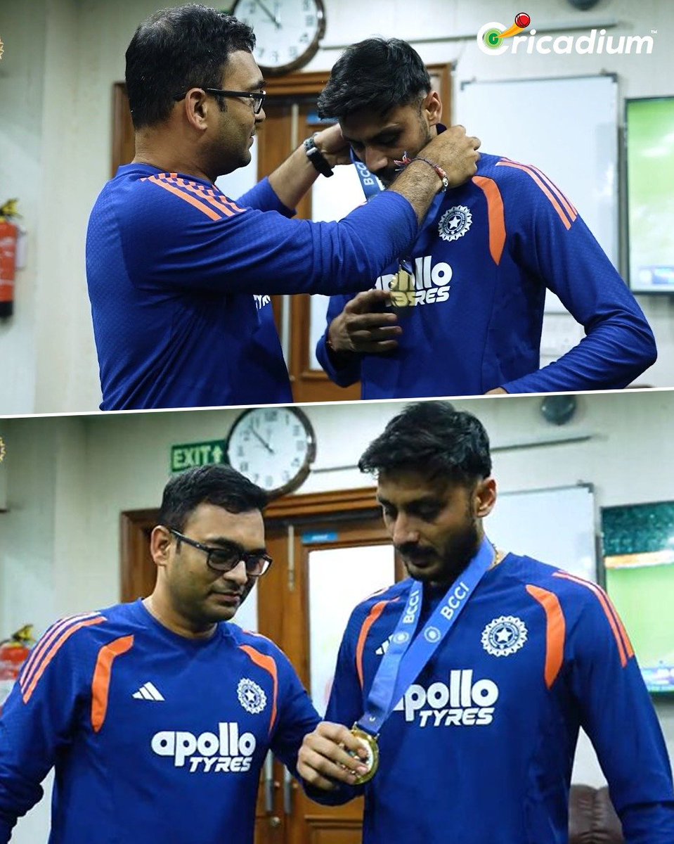 Cricadium's tweet photo. The Impact Player of the Series! 💥🏆
Axar Patel takes home the award after making a big difference throughout the series. 🇮🇳
#AxarPatel #TeamIndia #Cricket #IndianCricket #ImpactPlayer https://t.co/0aCM8Bnzhe
