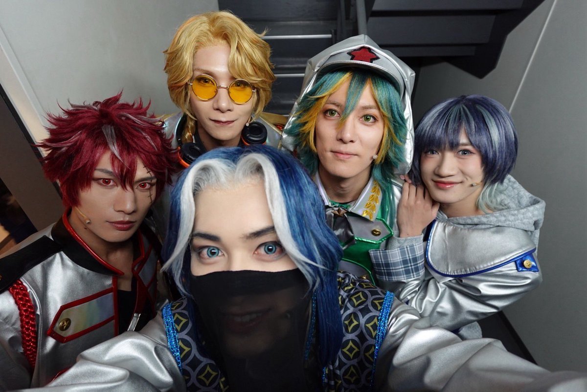matsu0801ken's tweet photo. ペコポン侵略ミュージカル『ケロロ軍曹』
2日目にご来場頂きまして
誠にありがとうございました!!

ケロロって最高。
メタケロロ小隊も最高。

明日も楽しむでござる🐸
 #ケロミュ https://t.co/D1lJxgTobZ