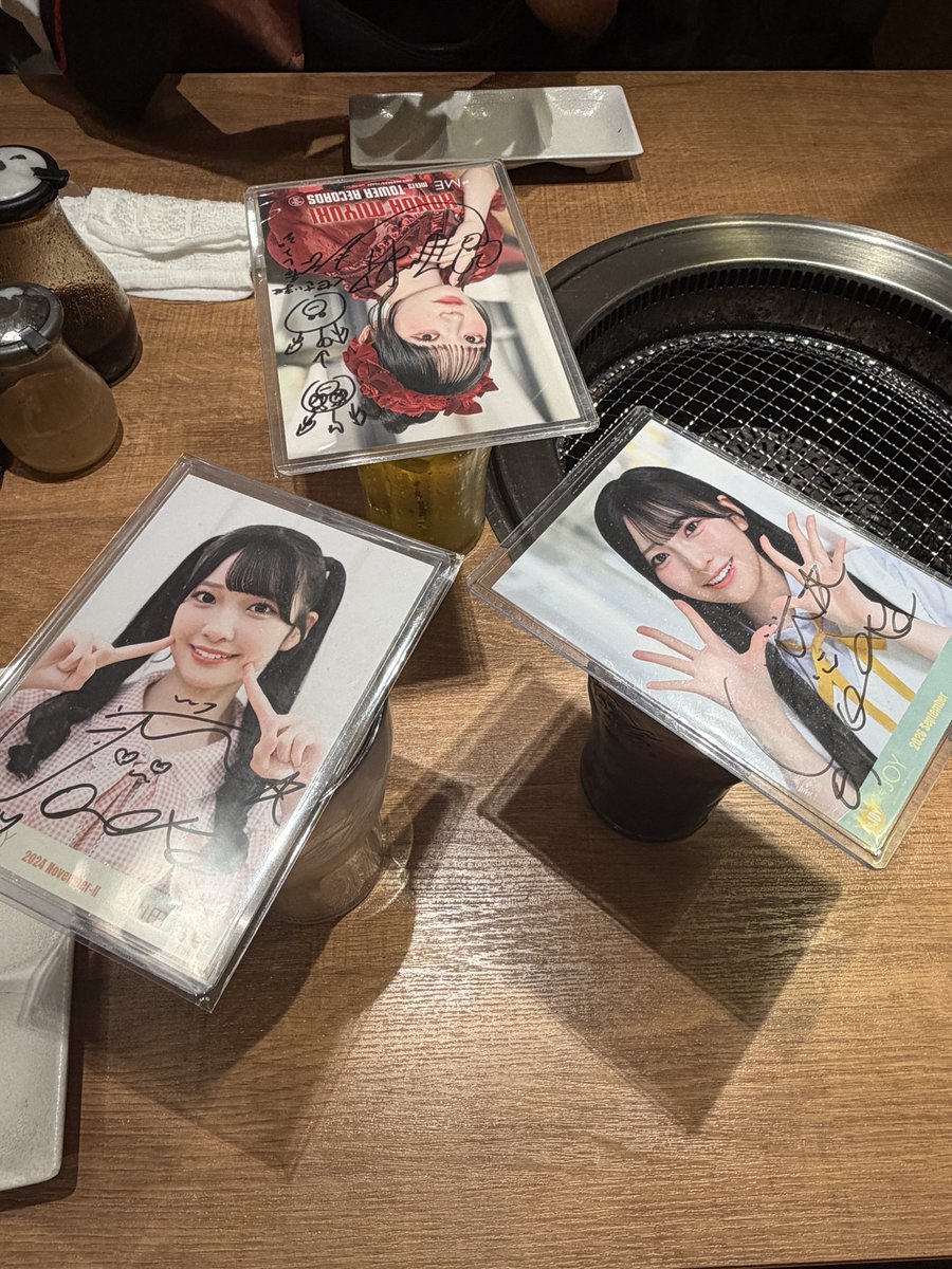monashi77's tweet photo. 食べてる〜🥩 https://t.co/jjXC11J5LY