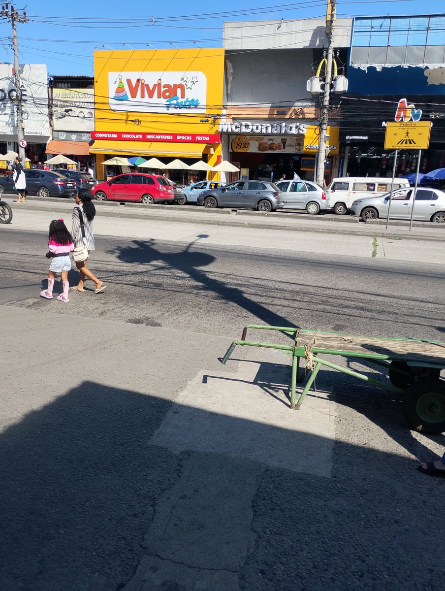 PhillipReis's tweet photo. Missão cumprida: forças de segurança do RJ resgatam o sol das garras das nuvens. Aplausos, por favor. 👏☀️ https://t.co/yLRjrOQNcx