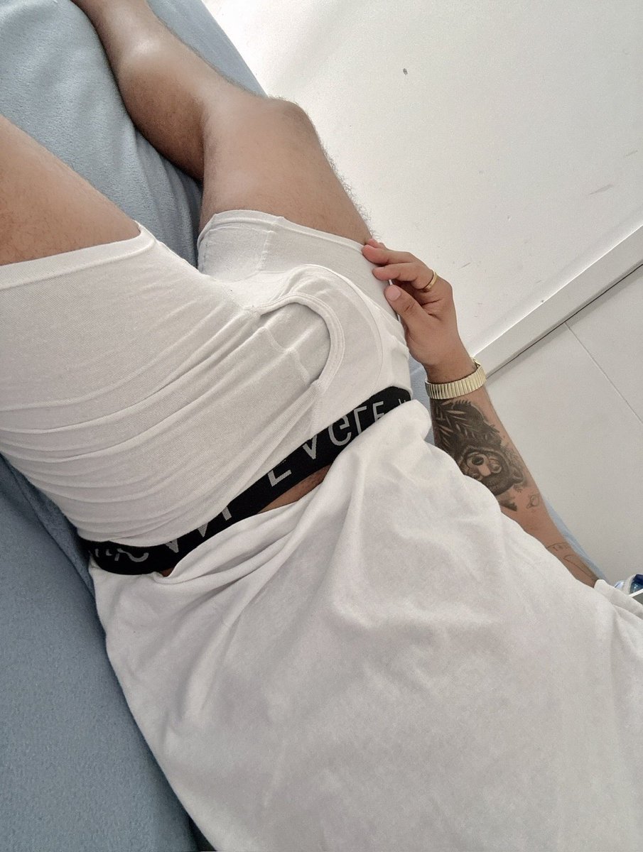 _franderr's tweet photo. Do you want to see me more? https://t.co/2Hfg4tjtTV