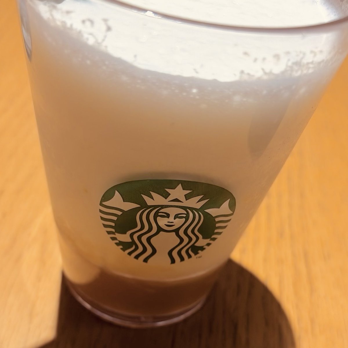 Aether_urhr's tweet photo. 蜜芋ミルク　うまい https://t.co/cLAFB8UGh0