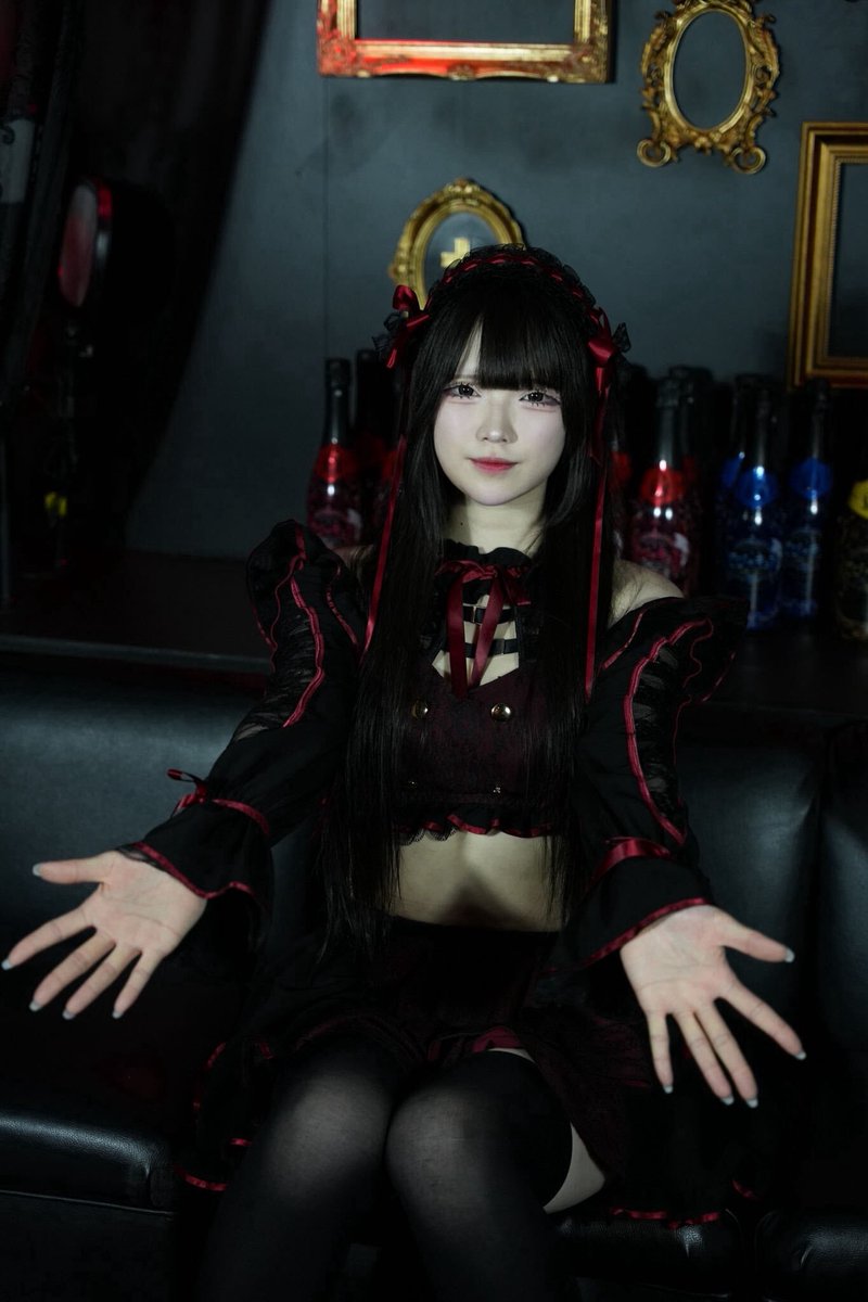 devi_cure's tweet photo. 👿でび×キュアキャスト🪽

❄️ふゆ　@devi_fuyu 

🎂8月12日

❄️MBTI◇ISFP

❄️チャームポイント◇黒髪で肌が白いこと
すきなもの◇ハチワレ、甘いお酒、お菓子作り🍪

❄️お話聞くことが好きです！ワイワイ系より落ち着いてますが楽しいこと大好きです！
お話きかせてね〜₍ᐢ. ̫ .ᐢ₎⸜♡⸝‍

#大阪コンカフェ　#心斎橋コンカフェ　#宗右衛門町コンカフェ　#大阪コンカフェ嬢　#でびキュア