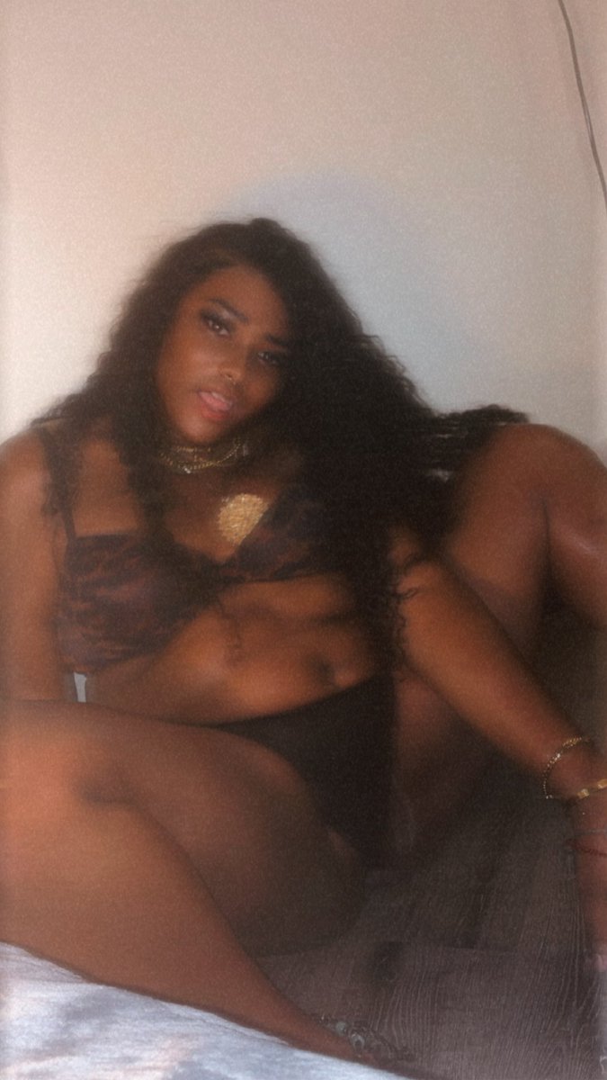 Synn4m3's tweet photo. 💲ynn💴yen💹🫴🏾🫴🏾 #eatme #tasteme #moist #wet #baddies #trans #feet #ass #bbw #goon https://t.co/1O8n7TlUL6