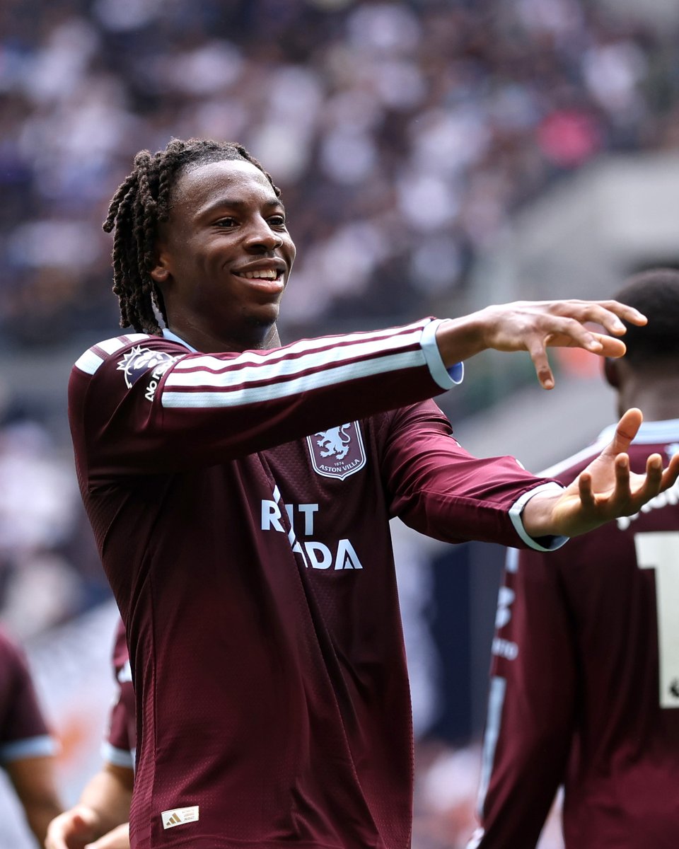 brfootball's tweet photo. World Cup breakout star Johan Manzambi arrives in the Premier League with his first goal for Aston Villa 🇨🇭 https://t.co/gMZkjiRuKy