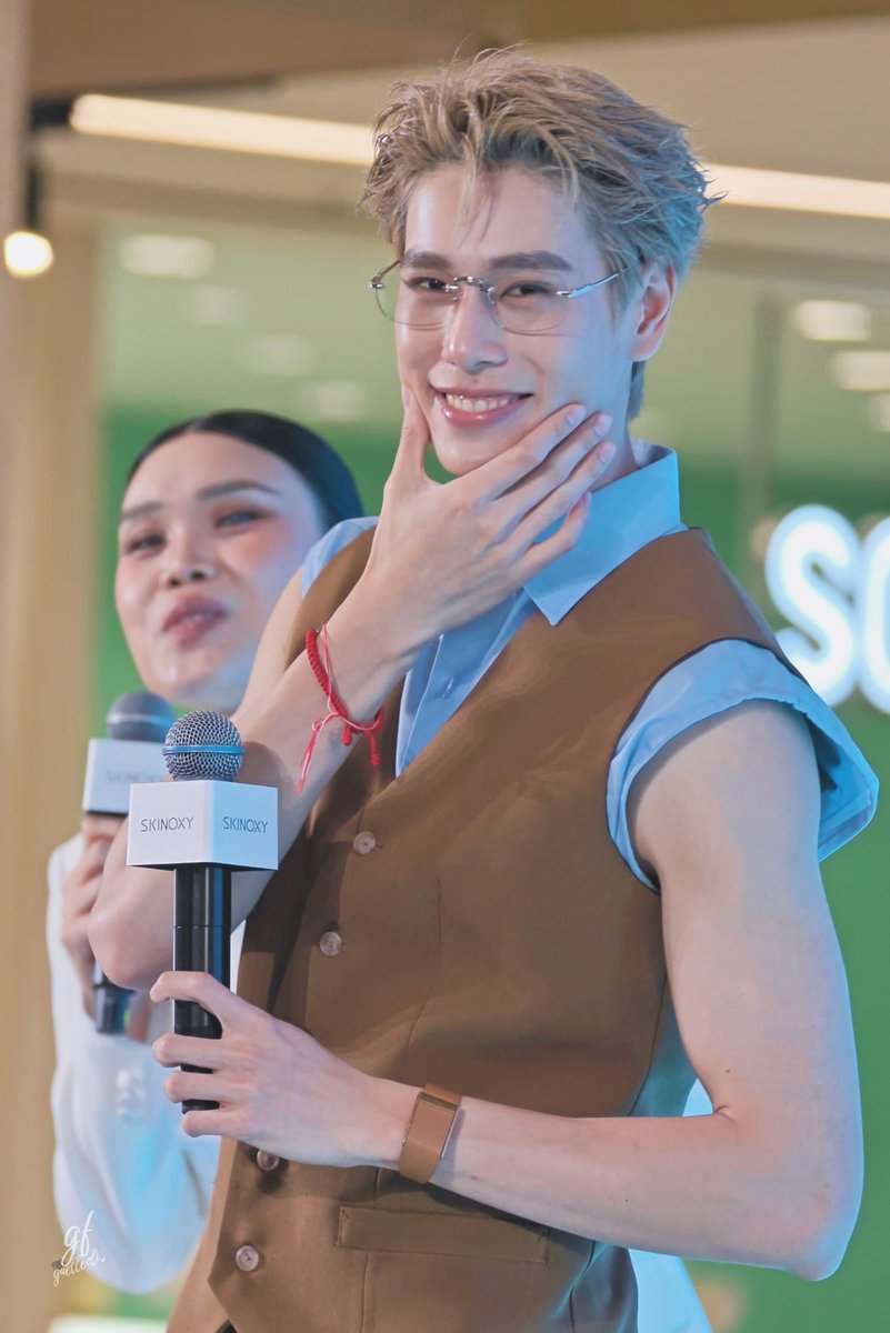 giveyouagiift_'s tweet photo. เปงพุอ้วมม 🥺🥺

PHUWIN SKIN DETECTIVE

#SKINOXYxPHUWIN 
#phuwintang https://t.co/5haE3jXT5a