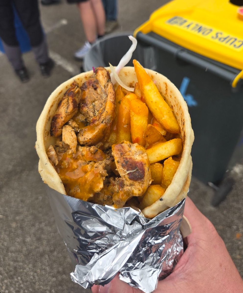 FootyScran's tweet photo. Spicy chicken gyros at Birmingham City (@BCFC) 

💷 £15 https://t.co/67XMckKAv0