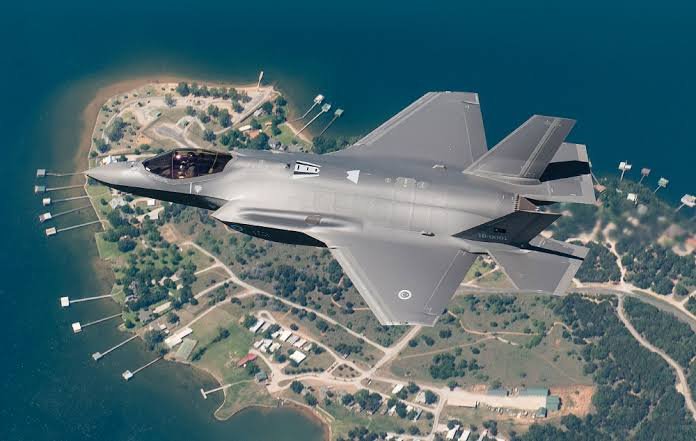 속보: F-35 부품, 홍콩으로 전용되다 대표 이미지