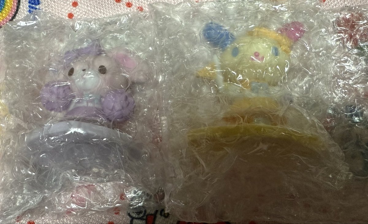 u0_kj0's tweet photo. 【交換】チアリステイルズ 
　　　シークレット マスコット

譲・ぼんぼんりぼん(ポンポン)
　　ウサハナ(フラッグ)

求・ウィッシュミーメル(両種)

9/21・22、ピューロランド手渡し希望です。
検索からもお気軽にお声がけください。 https://t.co/q27kBhSumB