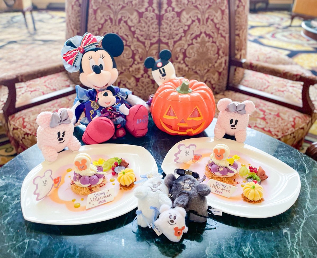 aaa_dlog0630's tweet photo. 𝘋𝘳𝘦𝘢𝘮𝘦𝘳𝘴 𝘓𝘰𝘶𝘯𝘨𝘦💜
ドリーマーズラウンジ
ディズニーハロウィンスペシャルセット🎃

秋の食材大好き人間だから好みすぎた(🫵🏻 ᴖ ̫ ᴖ)💕
特に洋梨デニッシュと紫芋のタルトが好きすぎる❕
パスタは1人前から頼めるからシェア🍝
あいかちゃんありがとう🥰
次はクリスマスに🎄.* https://t.co/CLnR4luQpQ