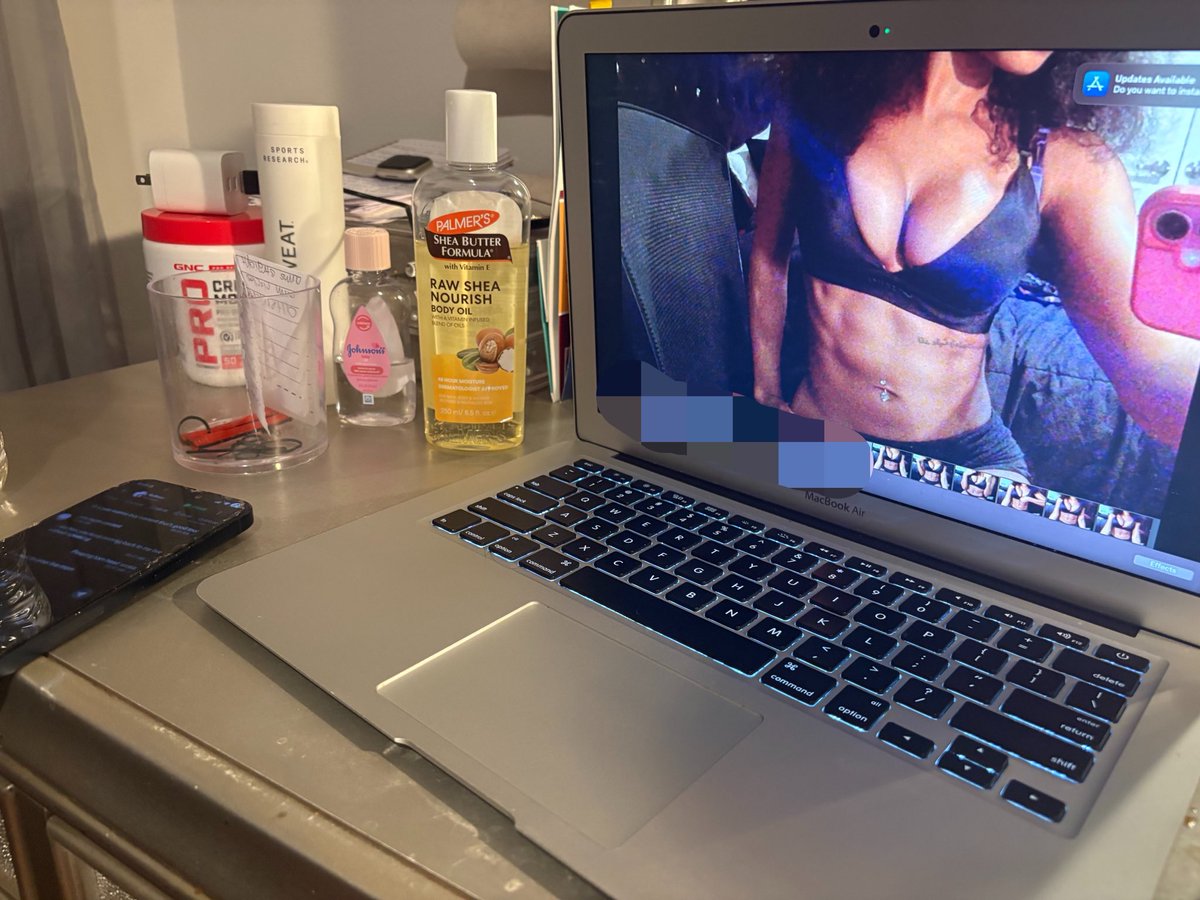 stilljanedoe's tweet photo. ebony fit 
fit ebony https://t.co/NMqEv2WmOx