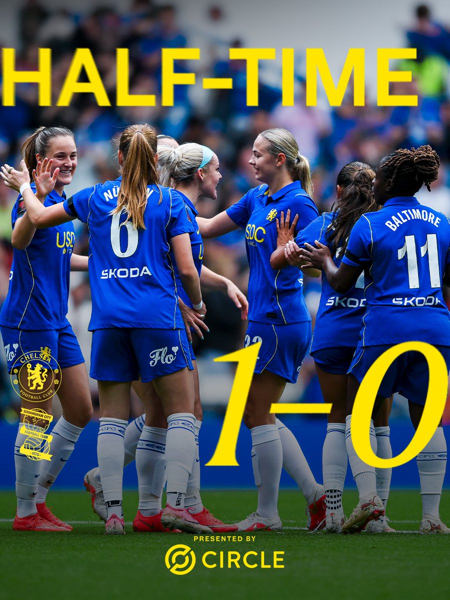 ChelseaFCW's tweet photo. Ahead at half-time. 🙌

#CFCW https://t.co/R4hovgIqJd