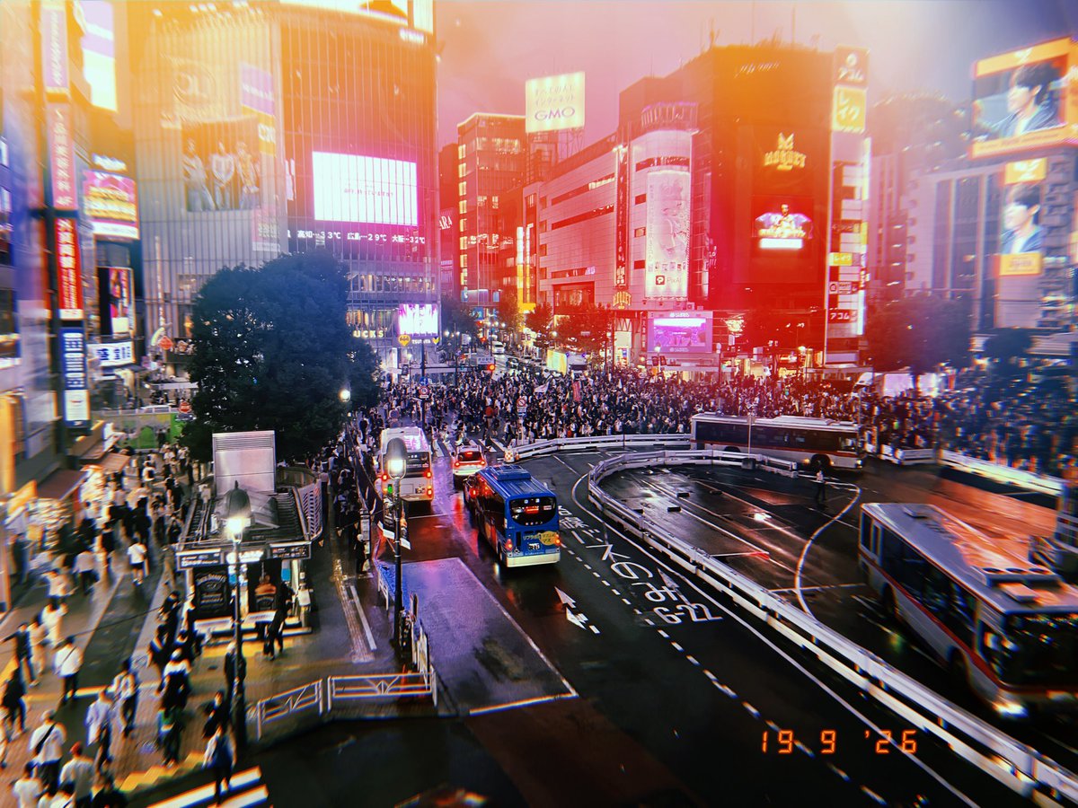 selselrock's tweet photo. #0919渋谷交差点ジャック 
#渋谷交差点デモ https://t.co/rb47sHGp01