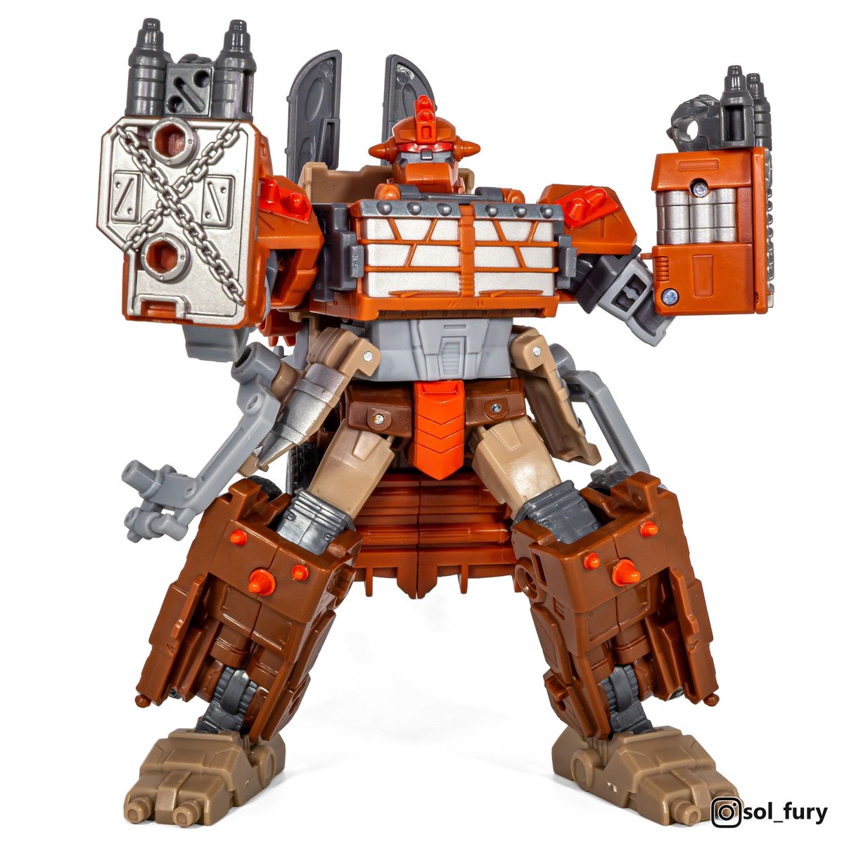 SolFury's tweet photo. "Can you smell what the Trashmaster is haulin'?"

Trashmaster - Transformers Legacy Evolution (Voyager class, 2023) 

#transformers #toyphotography #transformerstoys #transformerslegacy #transformersgenerations https://t.co/NZ1lG6phek