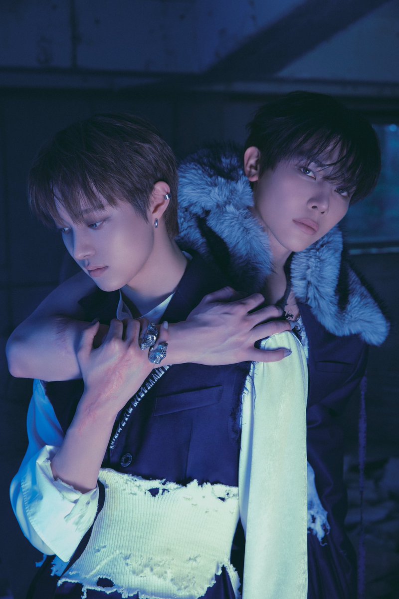 nichojooholic's tweet photo. talking abt the concept photo Crave You ver.

🍊 u can see us taming and being tamed by each other… thats how the relationship are depicted       

okay bye world https://t.co/iYGoRWeeGD