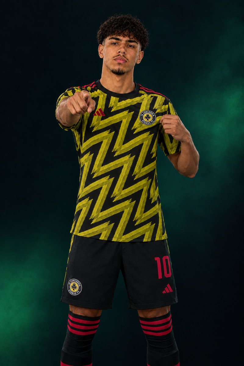 EscalopeFC's tweet photo. 🖤💛❤️PRIMERA EQUIPACIÓN.

La camiseta que defenderá Escalope FC durante la primera temporada de FC27.

Nuestra historia. Nuestros colores. Nuestra camiseta.🍳 https://t.co/DLLrUsjSV6
