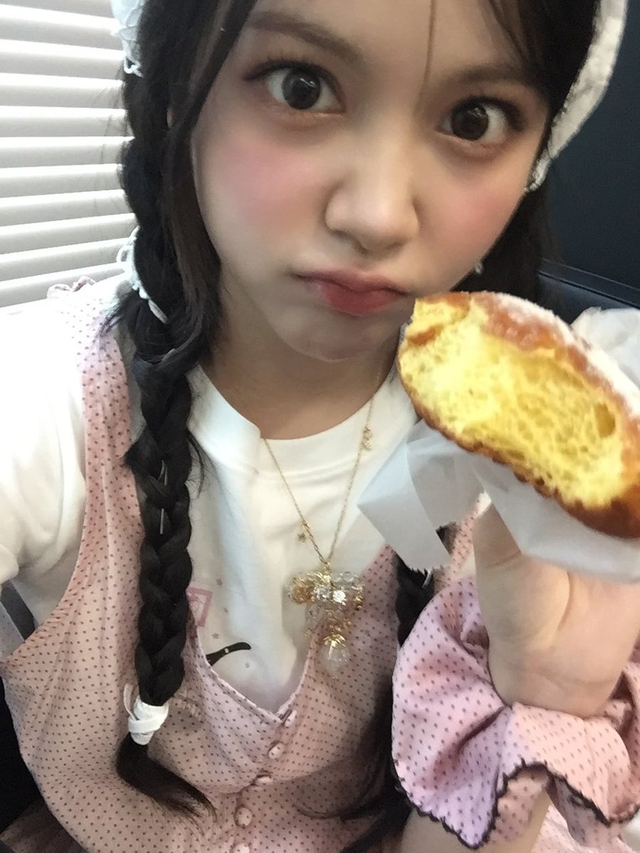amitycarmen's tweet photo. @amityyuha Donat :3 https://t.co/BxBQXlvKOD