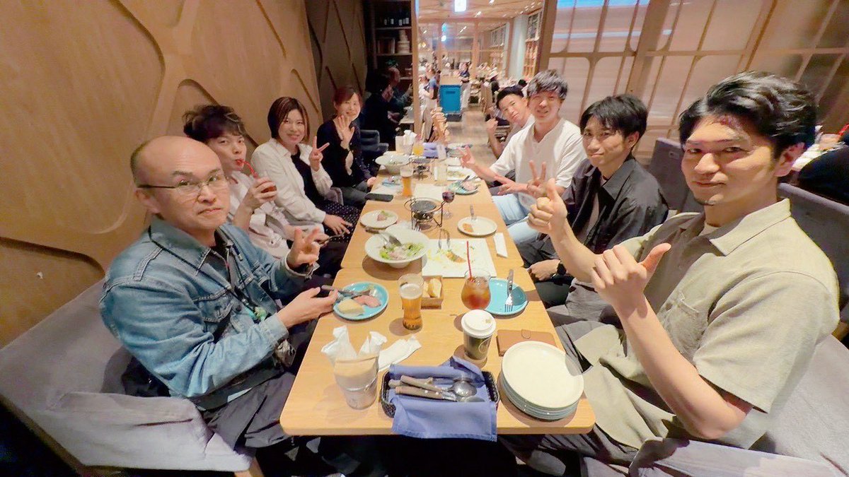 mitty_1129's tweet photo. 本日、ワンダフルステップの作業会と懇親会に参加しました！
日帰り参加でしたが、移動とオフラインの場に足を運ぶことは最高の投資だと実感！

・その場で質問、その場で解決
・1人で作業するよりペースが上がる
・一次情報も得られる
・新たな出会いもある。
・チャンスを掴める可能性もある

いいことだらけです。
オフラインに勝るものはないと思います。

@asuka_anny さん
@makoto_rexli さん
相談にのっていただきありがとうございました！

#ワンダフルステップ