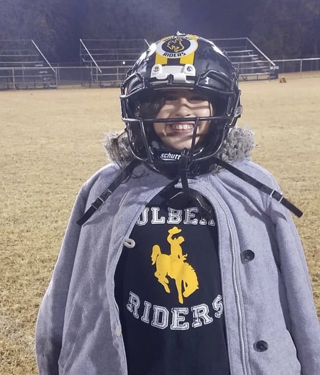 Hulbert_Riders's tweet photo. #10 Here are this weeks Top Ten Instagram post from Hulbert Rider fans! We love seeing your memories of Hulbert! 

How can you help get our football facility $1 million upgrade?  
1) Post on Instagram of X
2) Use the HASHTAG #FN5GL #Entry 
3)TAG @Hulbert_Riders @TMobile https://t.co/0Bd7YpgL6D
