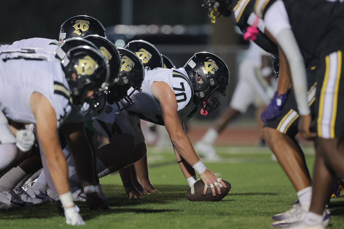 ricky_aube's tweet photo. Jena falls to Westgate 28-12 in a hard fought battle of the undefeated. 𝐖𝐄𝐒𝐓𝐆𝐀𝐓𝐄 𝐅𝐎𝐎𝐓𝐁𝐀𝐋𝐋 𝐂𝐋𝐔𝐁 @jenafootball LHSAA Acadiana Postgame https://t.co/9BiI8lGt8E