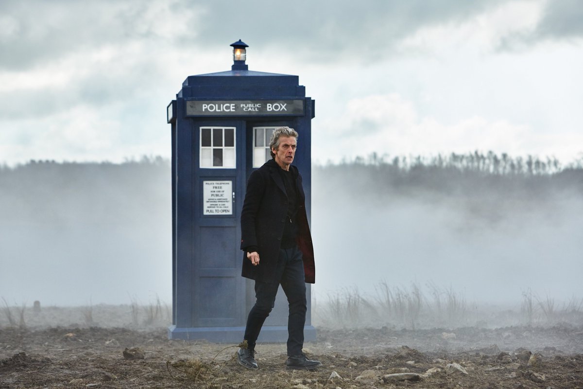 brinatello's tweet photo. #OTD (September 19, 2015): The #DoctorWho episode, #TheMagiciansApprentice, aired. #Missy (@MichelleGomez) and #ClaraOswald (@Jenna_Coleman_) find the #TwelfthDoctor (#PeterCapaldi) in Essex 1138AD and then face #Davros (#JulianBleach). https://t.co/nSjMDj1BcA