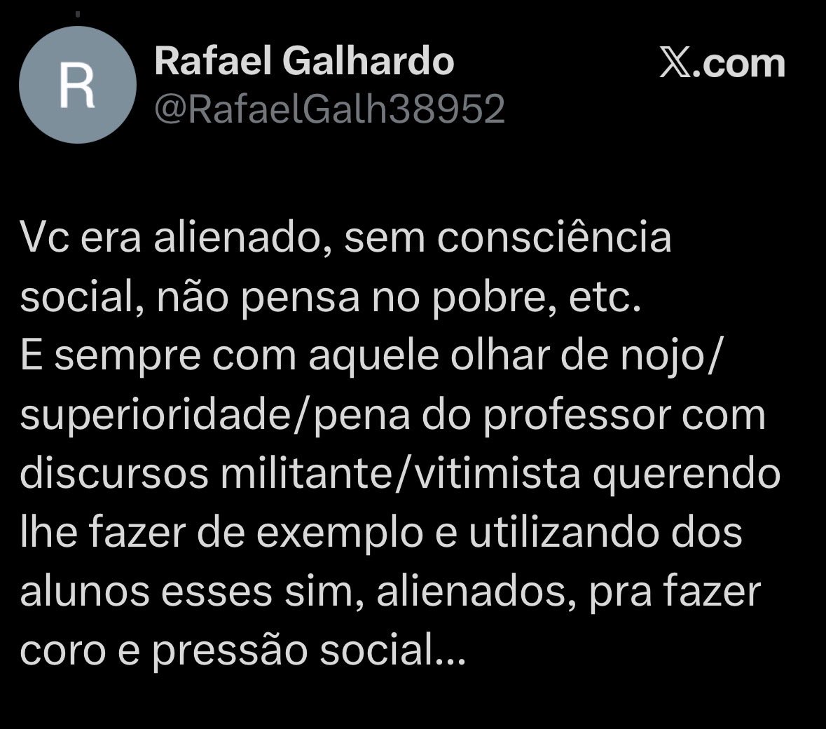 escolasempartid's tweet photo. Esse é o modus agendi do professor militante. É assim que ele exerce o seu poder no segredo das salas de aula.
@DanielLourencoh
@RafaelGalh38952