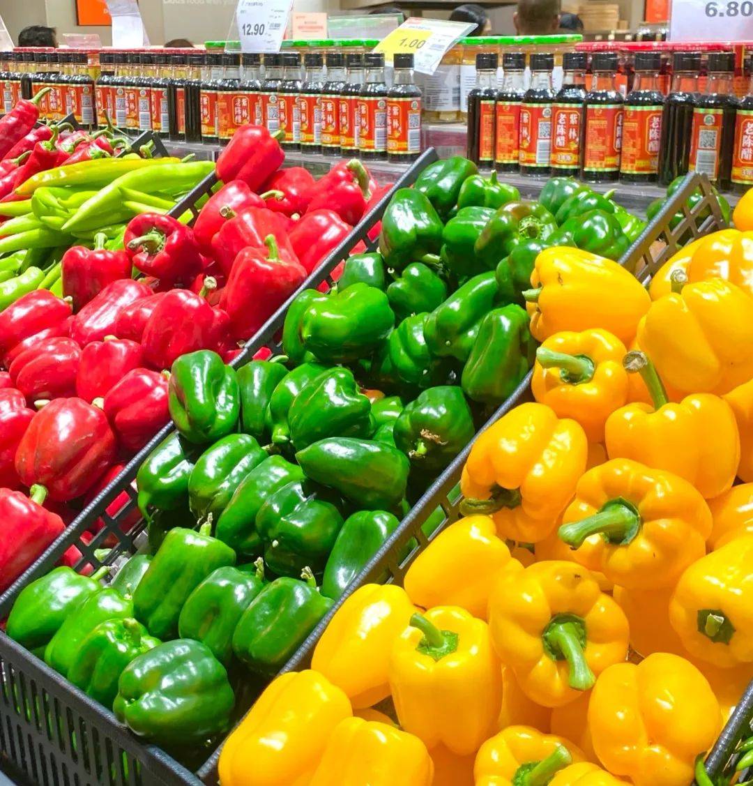 peppd520669's tweet photo. Fresh organic spinach, cherry tomatoes u0026 bell peppers restock on the shelf! Perfect for your weekend salad or stir-fry  Shop now while supplies last! https://t.co/jG270NfLS9