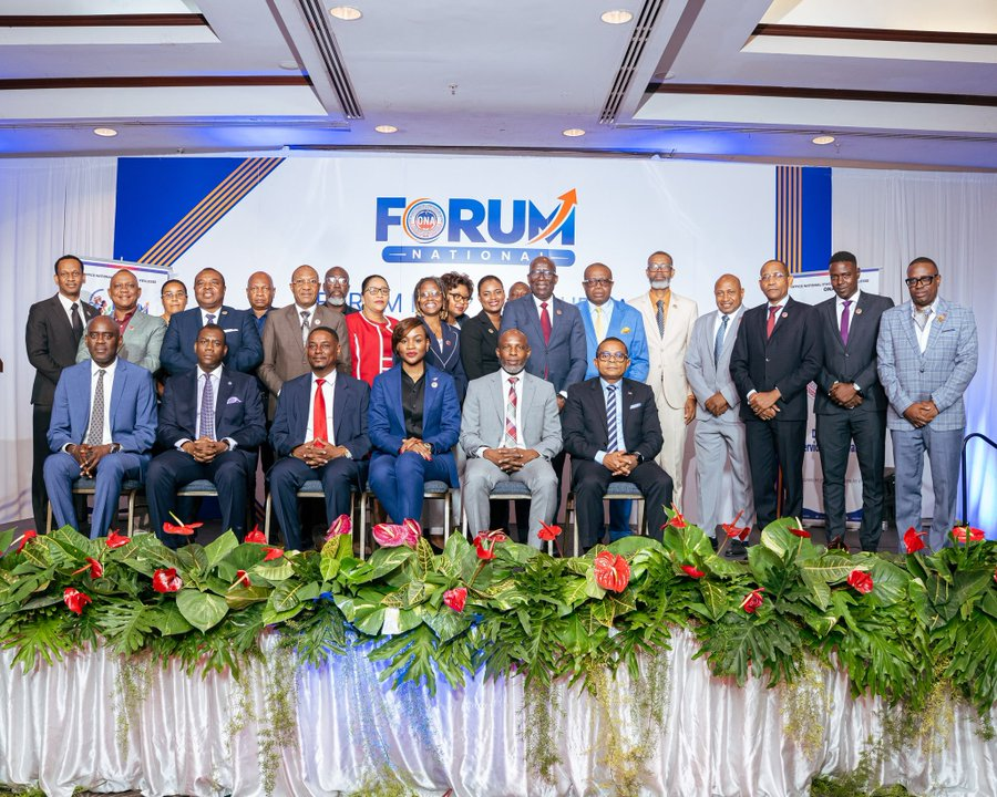 lequotidien509's tweet photo. #ONA | Le 18 septembre 2026, au Karibe Convention Center, s’est tenue la troisième et dernière journée du Forum national sur la modernisation du régime de retraite en Haïti. L’actuaire Jamesy Delphin (BRH) a présenté les enjeux liés à l’inflation et à la préservation de la valeur des réserves, rappelant que l’ONA compte plus de 450 000 cotisants pour 5 513 pensions servies.#ForumONA #Retraite #Haïti #SécuritéSociale @ONA_Officiel @FrancoisLo05