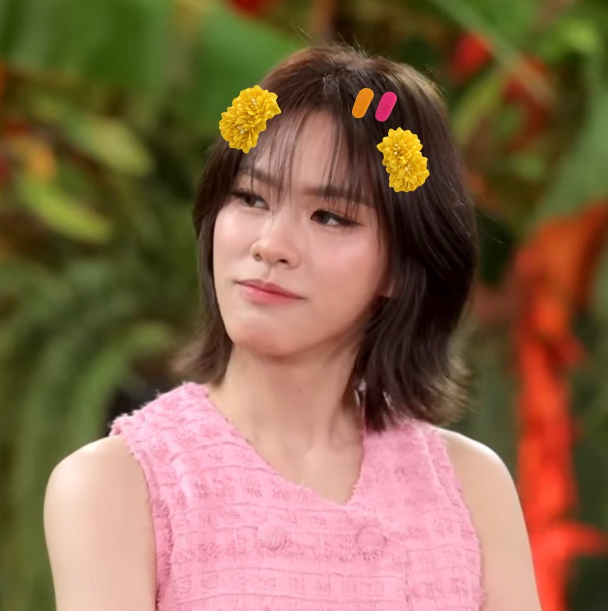 BPink_Mi's tweet photo. DNAชัดเจนบนใบหน้ามากมากอ่ะ555555555 https://t.co/4XIFLDSXes