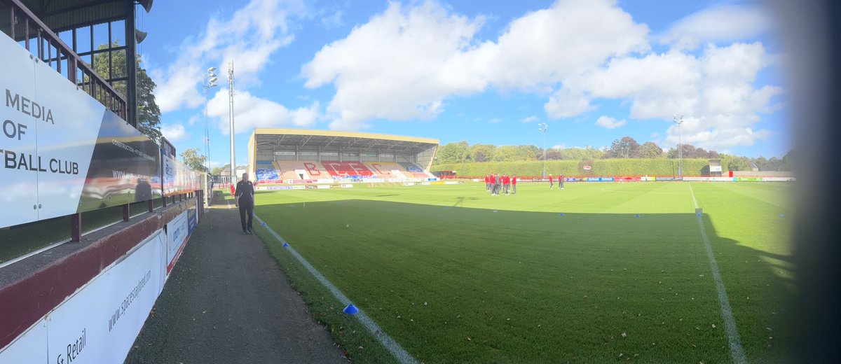 APP_Photo's tweet photo. Matchday at @BrechinCityFC v @hawshob sunny and blustery. https://t.co/84TBVy57S0