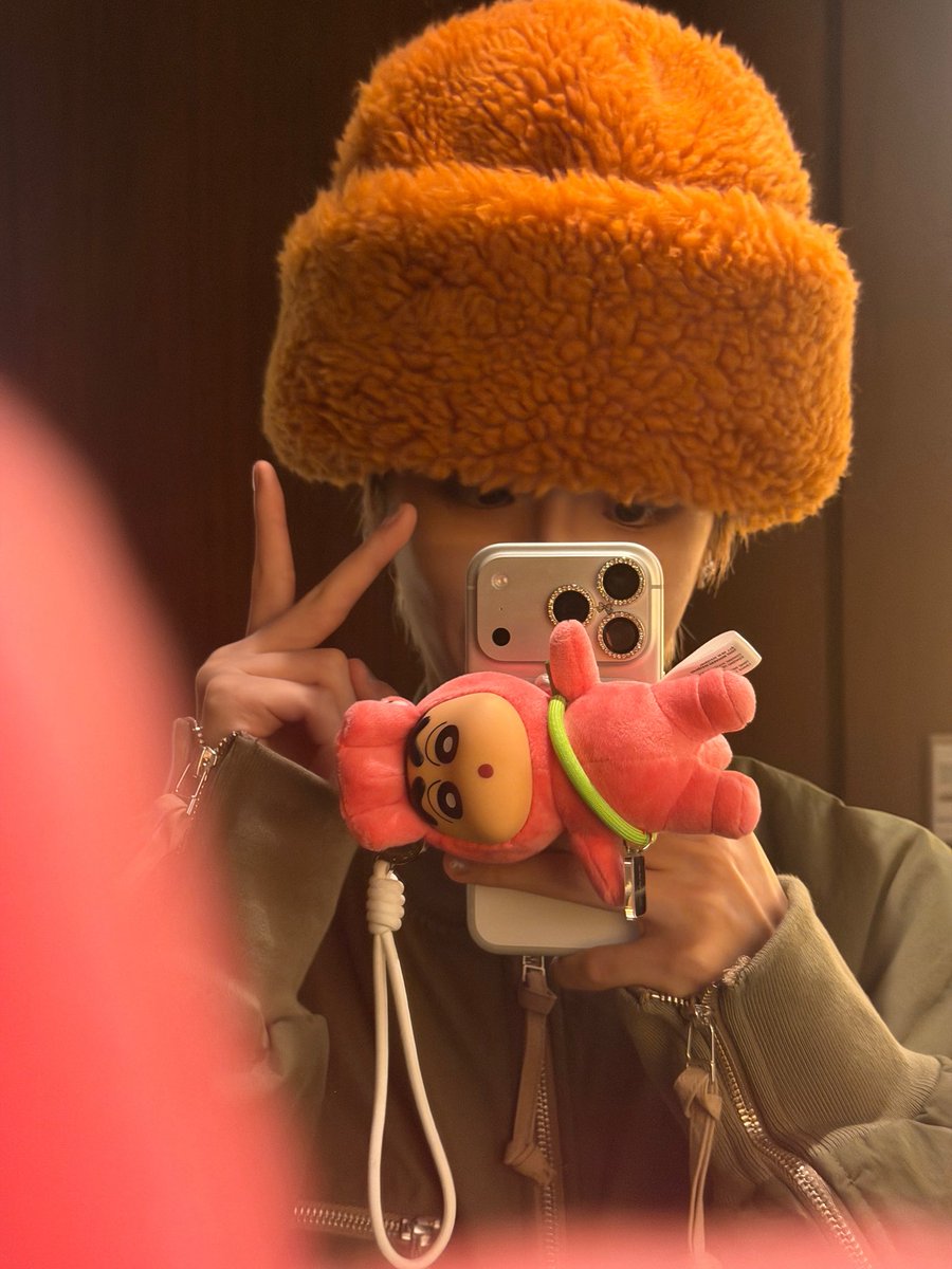 floooowhh's tweet photo. 모자랑 짱구 욘나커ㅋㅋㅋㅋㅋㅋㅋ
땅혁이가 젤작음ㅋㅋㅋㅋㅋㅋ큐ㅠ https://t.co/ymZmY5E1eO
