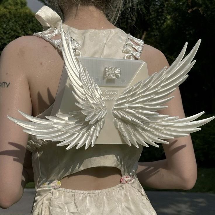 gothicornate_'s tweet photo. angelic but make it fashion https://t.co/OrYhP9DngF
