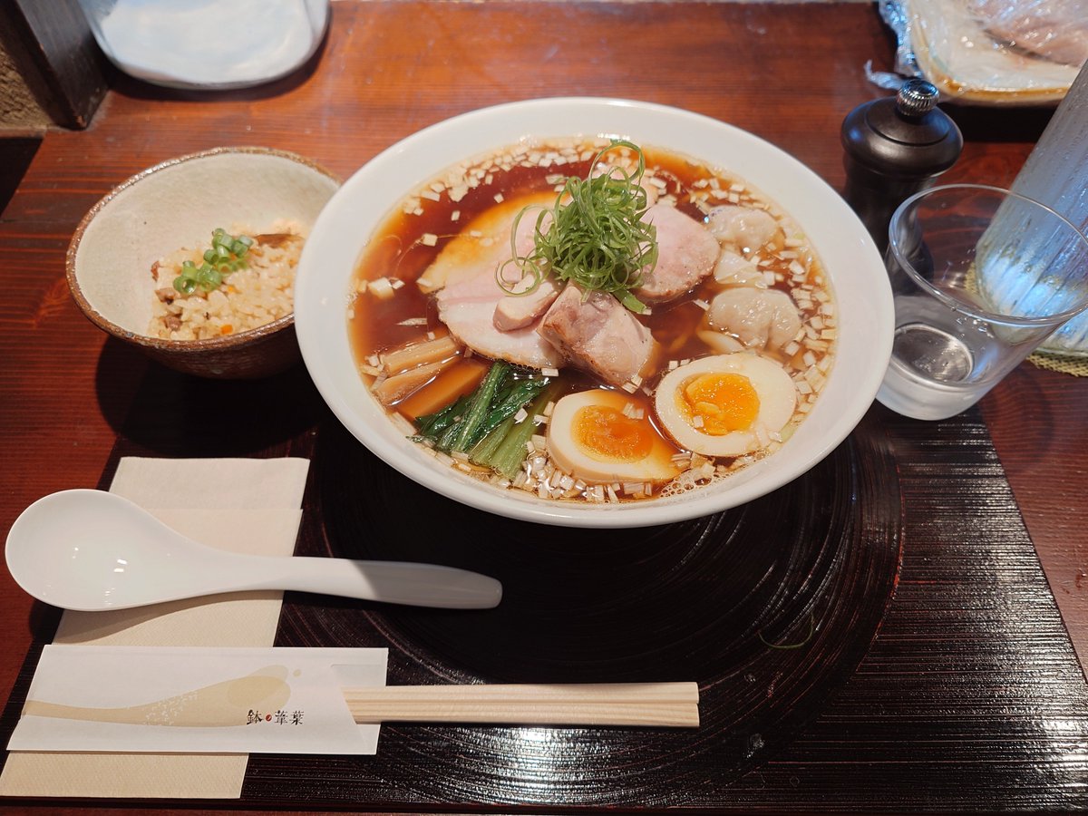 ctlermm0723's tweet photo. 今日は熱波したり美味しいラーメン食べたり色々とリフレッシュできた休日だった https://t.co/zAcmIu4R3V