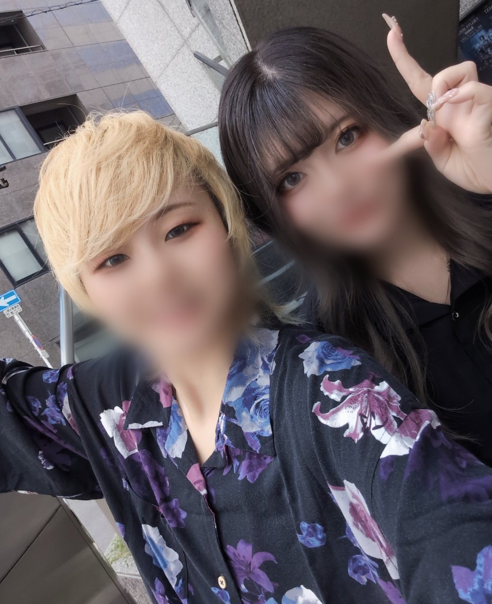 Rindou_Zin's tweet photo. α -ｱﾙﾌｧ- v4-
ありがとうございました！！

しっとりもあり、上げ曲もあり⤴︎⤴︎︎︎
お客さんも暖かくていっぱい声出しありがとう︎︎👍
実は夜明けと蛍、初だしやったし
座って歌ったのも初やったんやけど
どうでしたか？？

トリも久々で実は緊張してました😳

また感想たくさん聞かせてね！ https://t.co/9dd7Wr9L8u